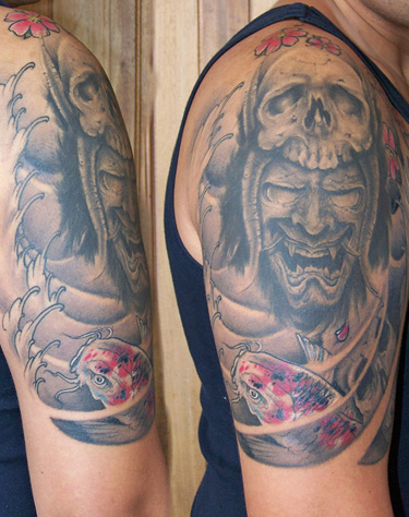 *Tattoo artist Yoset Perez from Mithos 